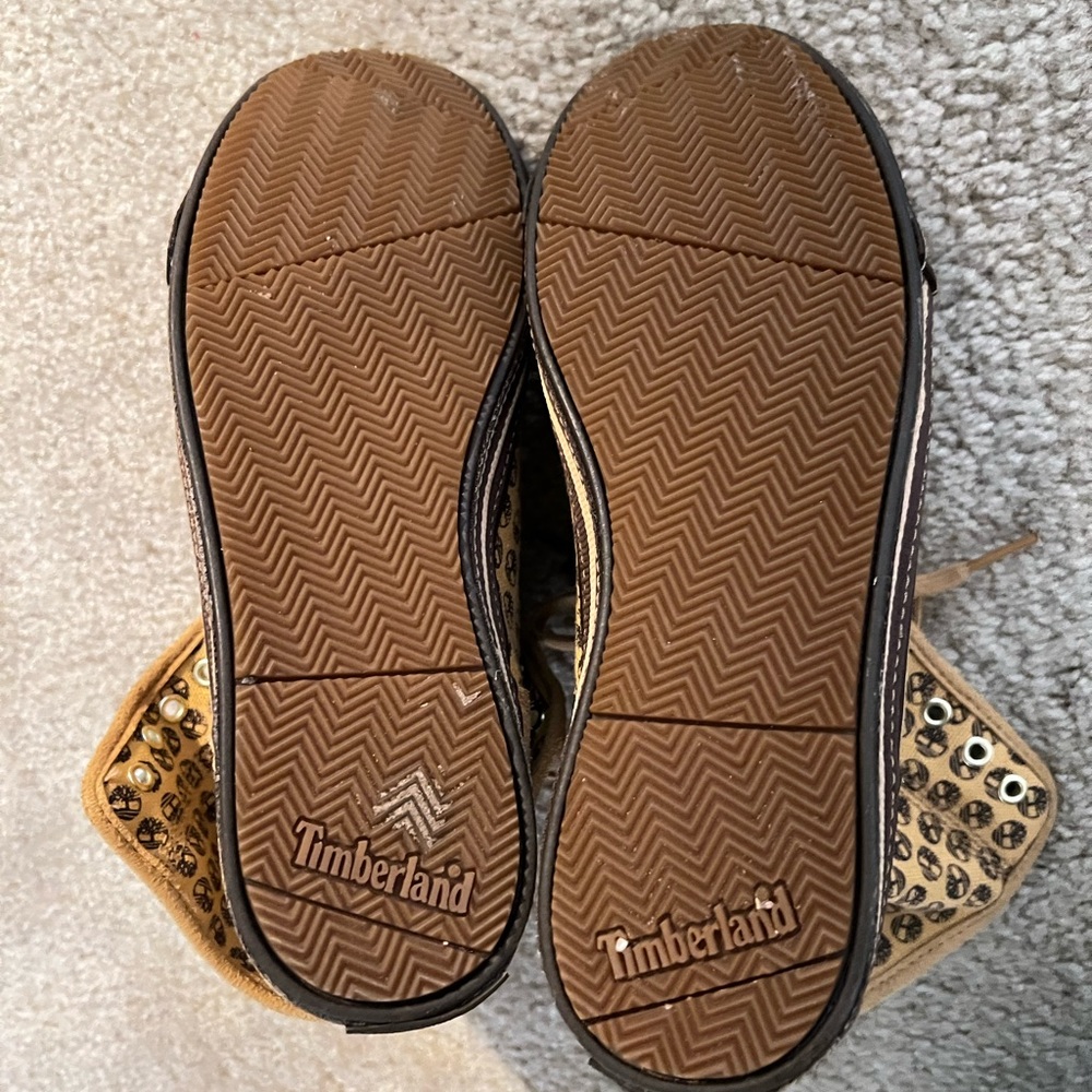Timberland - Picture 3 of 4